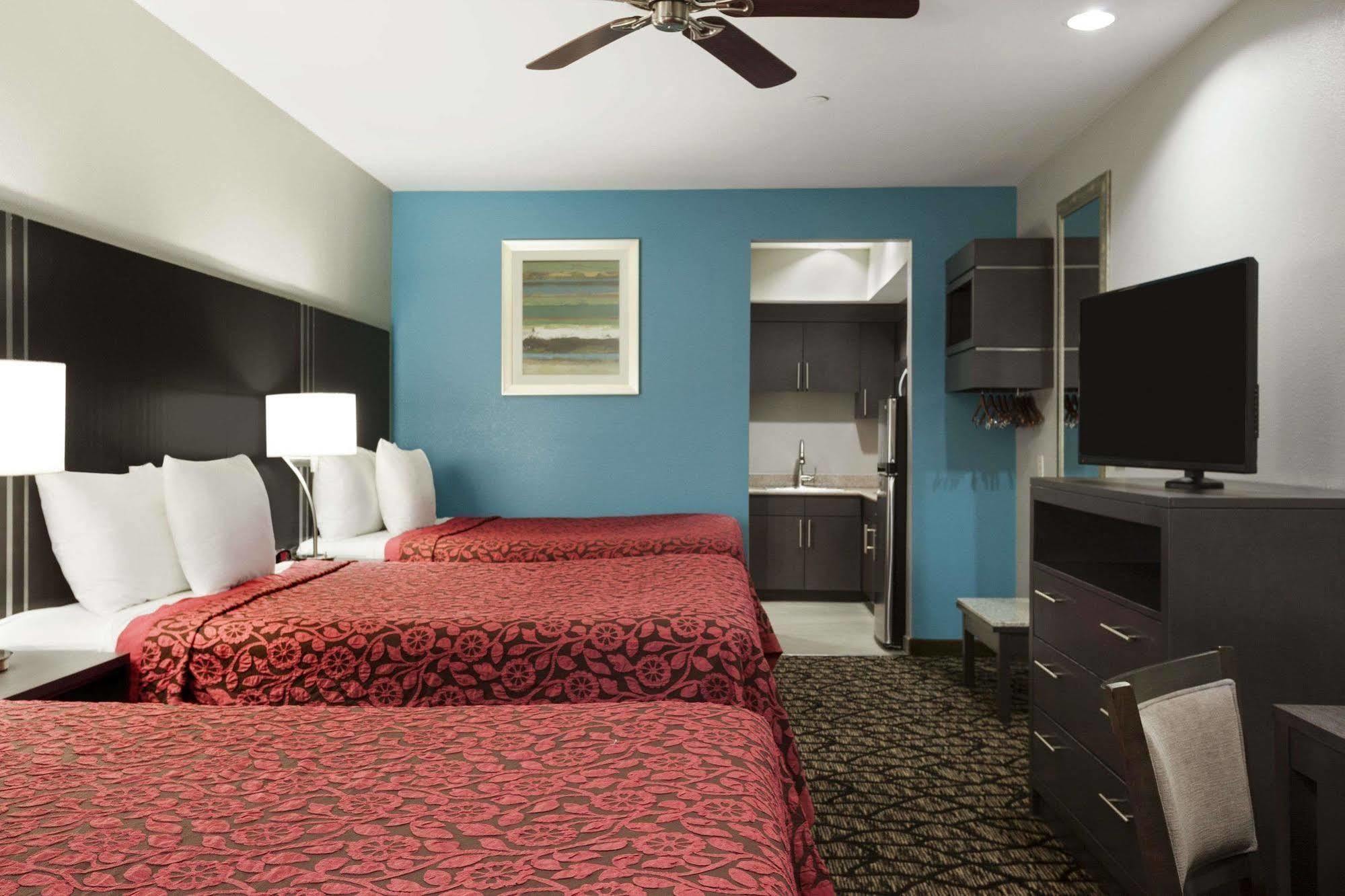 Days Inn & Suites By Wyndham Houston North-Spring Westfield Eksteriør bilde